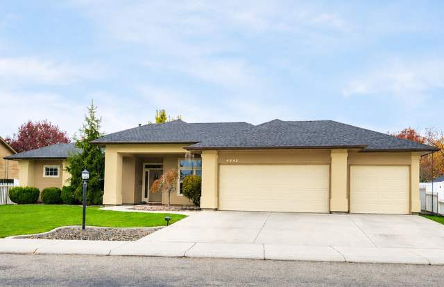Wonderful Home Near GolfView Golf Course! photos photos