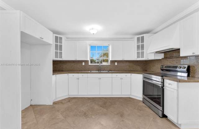 7920 NW 171st Street 1, Hialeah, FL 33015 photos photos