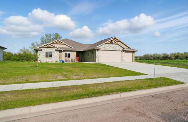 Luxury Lakeview Living – Zero-Entry Home! photos photos