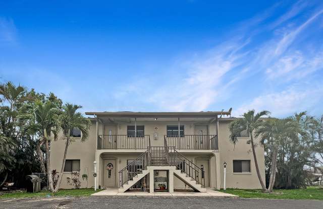 4530 Southwest 10th Avenue #102 - 4530 Southwest 10th Avenue, Cape Coral, FL 33914