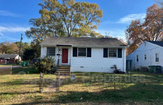 135 N Oak Ave photos photos