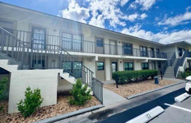 2 bedroom 2 bathroom Annual Rental in Davis Court photos photos