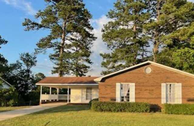 3 Bedroom 2 Bath 1 Carport - East Columbus Gallery 3
