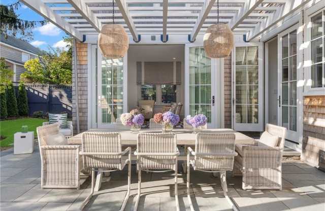 81 Roseneath Avenue - 81 Roseneath Avenue, Newport, RI 02840