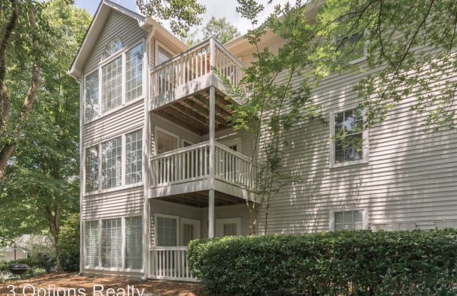707 Gettysburg Pl - 707 Gettysburg Place, Sandy Springs, GA 30350