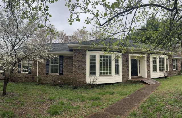 Newly Renovated Home on Quiet Neighborhood photos photos
