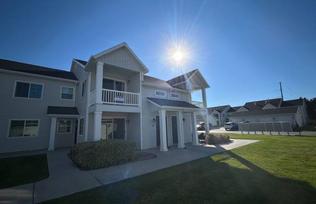 $500 off rent for December! - 479 South 2500 West, Springville, UT 84663