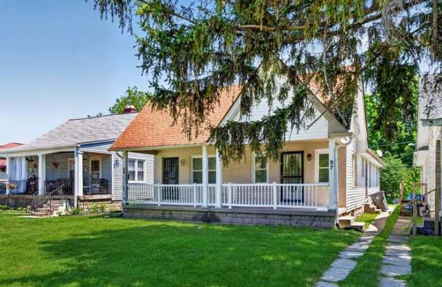 37 North Catherwood Avenue Gallery 2