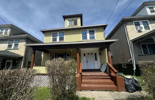 703 Moosic Street photos photos