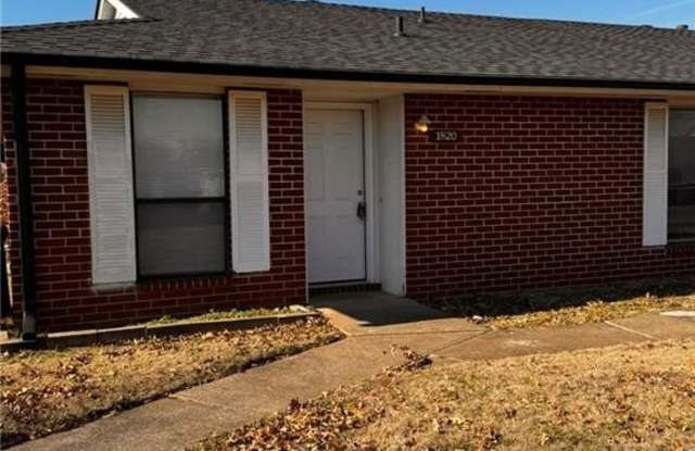 1818  S 13th  PL photos photos