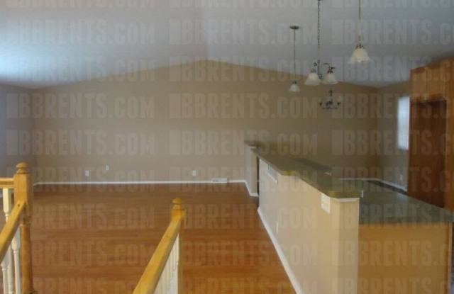 664 Glenway Drive, Gallery 4