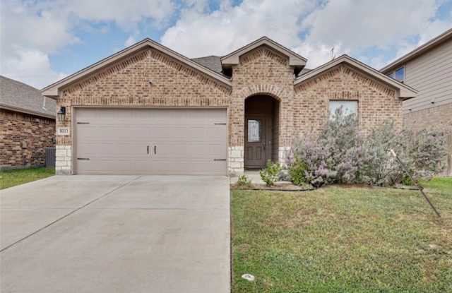 8113 Cattlemen Drive Gallery 1