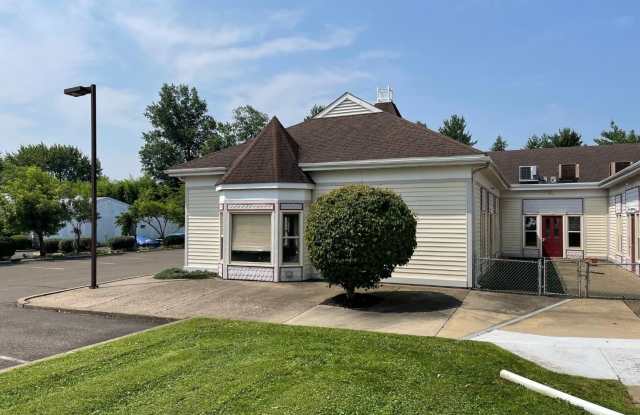 120 BETHLEHEM Pike Gallery 2