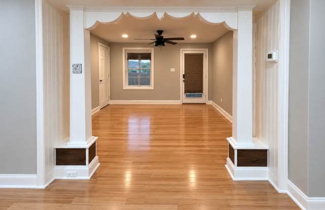 The Ultimate Manayunk Location: Steps from Main St. Restaurants, Trails & the Train! 3br Renovated Historic Home Gallery 1