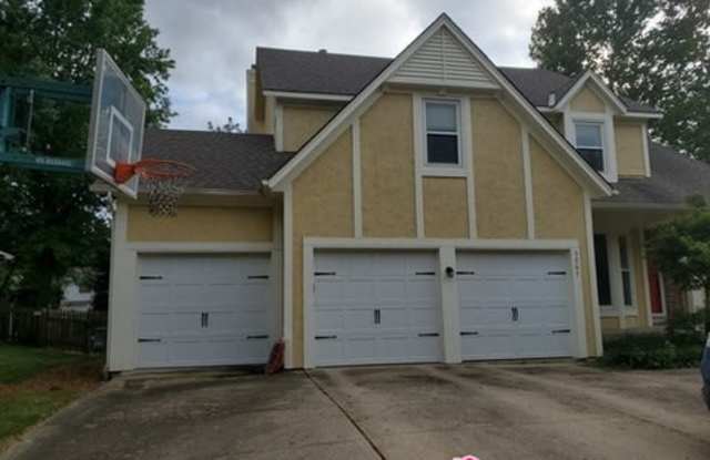 5267 W 129th Ter - 5267 West 129th Terrace, Leawood, KS 66209