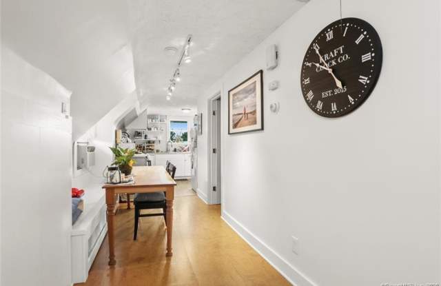 21 Cerretta Street Gallery 4