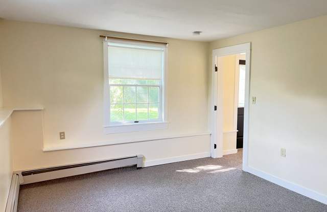 Prime Freeport Location | Large 1BR/1BA w/All Utilities Included photos photos Prime Freeport Location | Large 1BR/1BA w/All Utilities Included photos photos