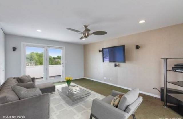 1745 W Wellington Gallery 3