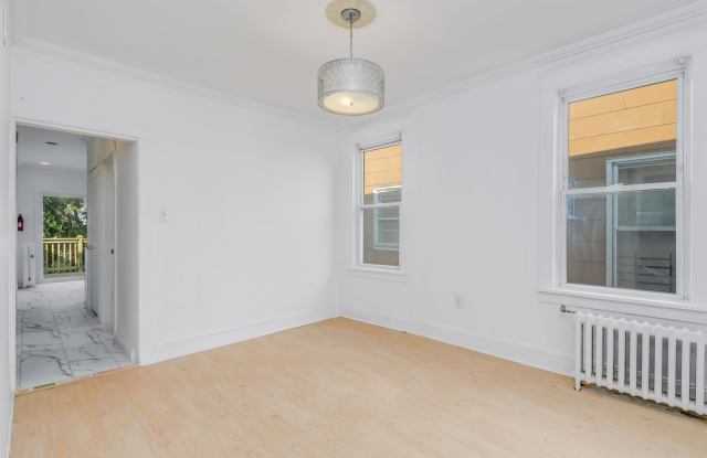 309 CATOR AVE Gallery 2