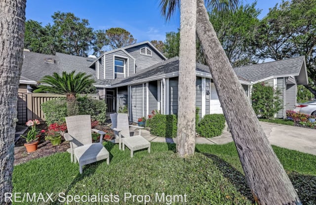 130 Willow Pond Ln - 130 Willow Pond Lane, Sawgrass, FL 32082