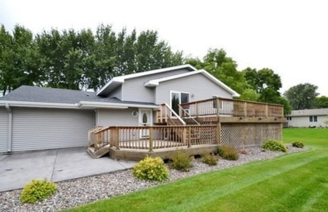 11922 91st Avenue N - 11922 91st Avenue North, Maple Grove, MN 55369