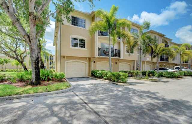 300 Crestwood Court N - 300 Crestwood Court North, Royal Palm Beach, FL 33411