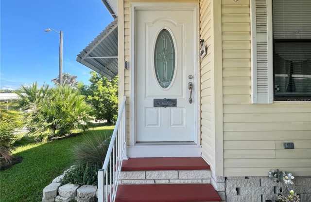 5716 Pawnee Street Gallery 3