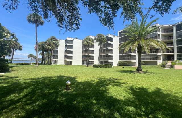 Riverfront Condo 2 bedrooms, 2 bathrooms - 944 South Peninsula Drive, Daytona Beach, FL 32118