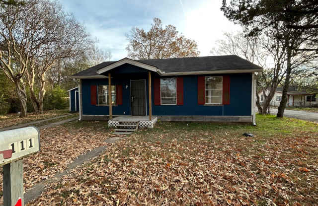 3 Bedroom and 1 bath Central air and heat photos photos