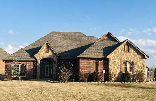 1004 Waverly Way - 1004 Waverly Way, Elgin, OK 73538