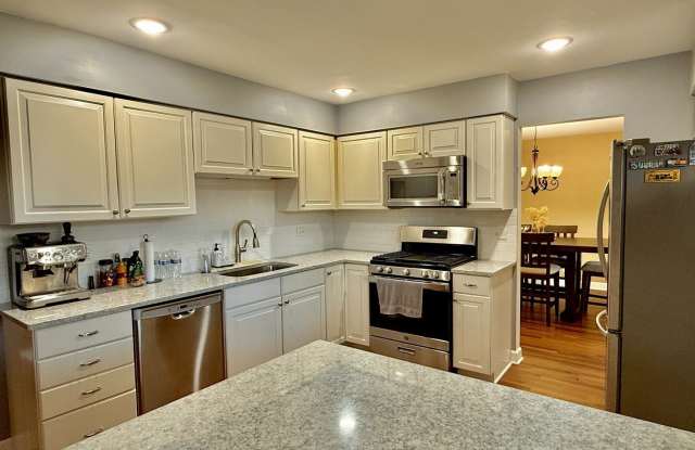 411 Sequoia Court Gallery 3