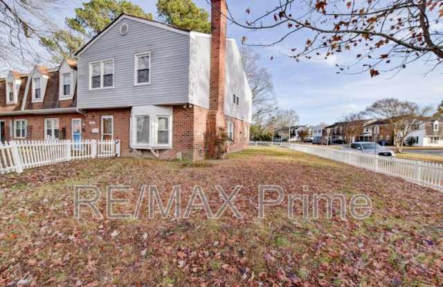 2259 Sedgewick Dr photos photos