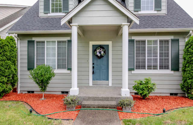 Beautiful Home with AC on Bob's Hollow Gallery 4