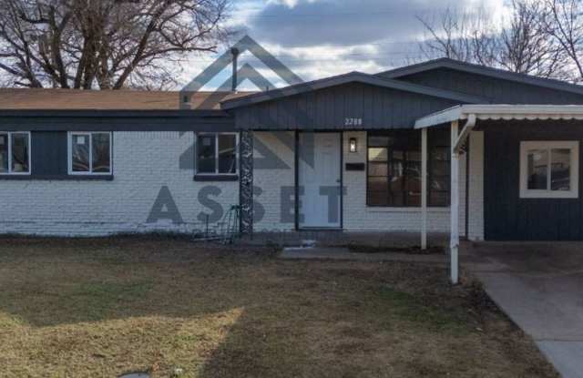 4-Bedroom Available for Rent to Own & Lease!! photos photos