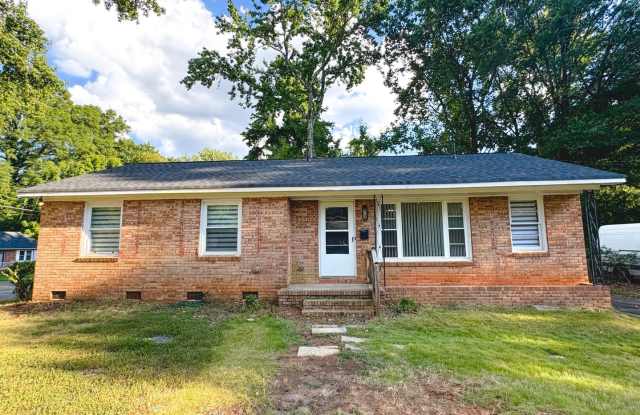 RENOVATED 3BR/2BA | $1,875/ MONTH| WASHER/DRYER | PET FRIENDLY Gallery 3