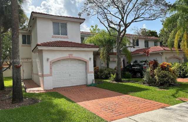 7619 Tamarac Island Cir - 7619 Tamarac Island Circle, Tamarac, FL 33321