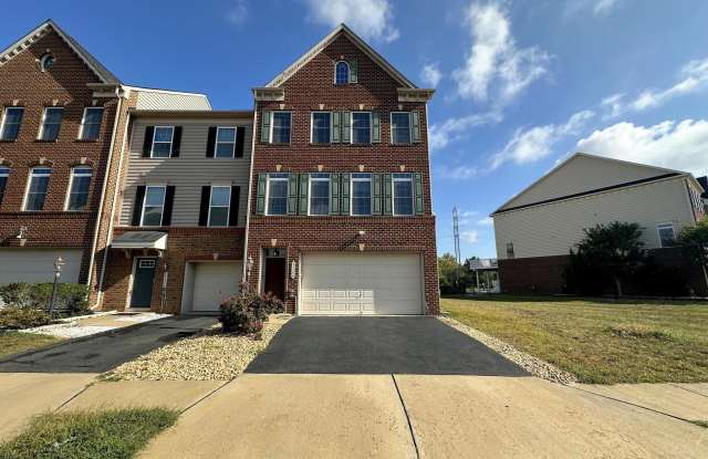 44396 FOXTHOM Terrace - 44396 Foxthom Terrace, Ashburn, VA 20147