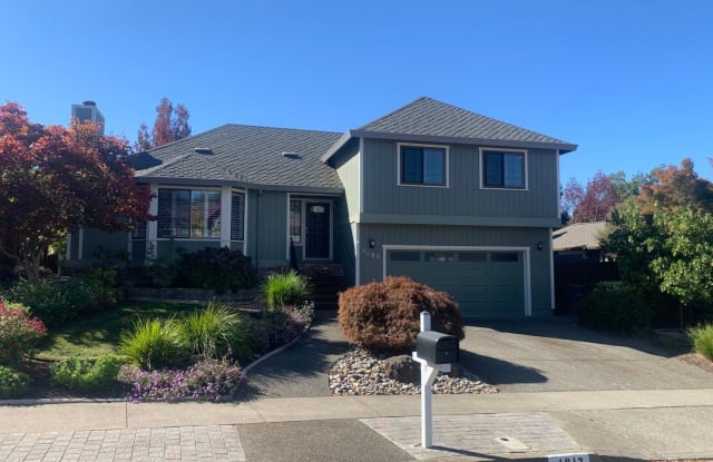 4812 Foxglove Court - 4812 Foxglove Court, Santa Rosa, CA 95405