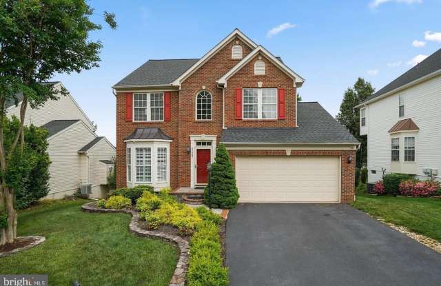 47400 RIVER CREST Street photos photos