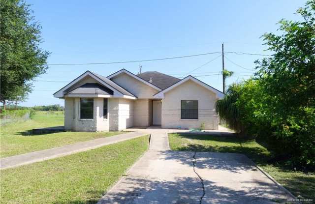 927 E Salazar Street photos photos