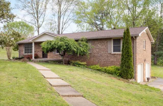 2560 Memorial Dr Ext - 2 Weeks Free with Same Day Move-in photos photos