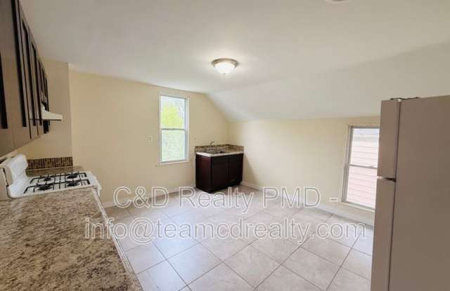 3838 Marvin Avenue - Up Gallery 4
