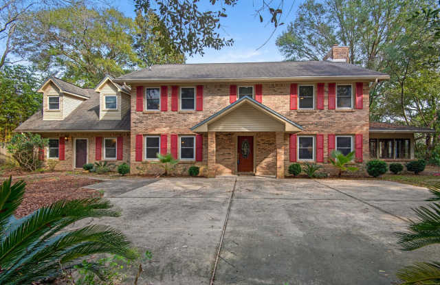 1454 The Crossings Gallery 1
