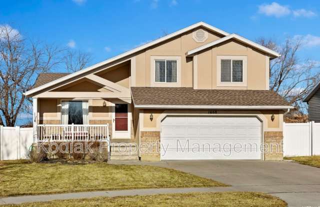 1668 W Rockbridge Dr - 1668 West Rockbridge Drive, Layton, UT 84041