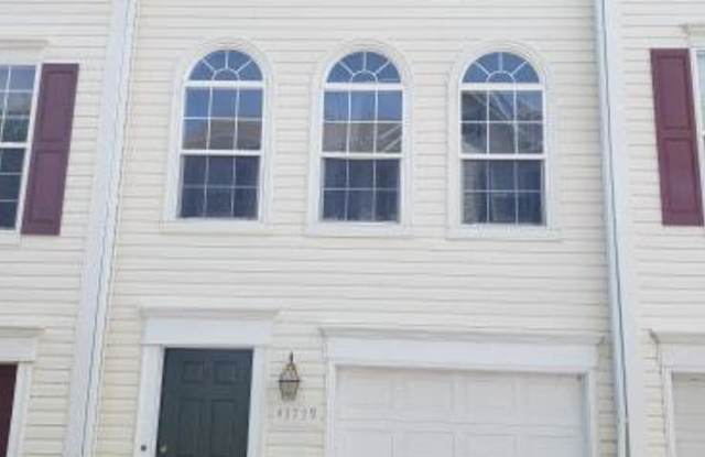 43739 CLEAR LAKE SQUARE - 43739 Clear Lake Square, Ashburn, VA 20147