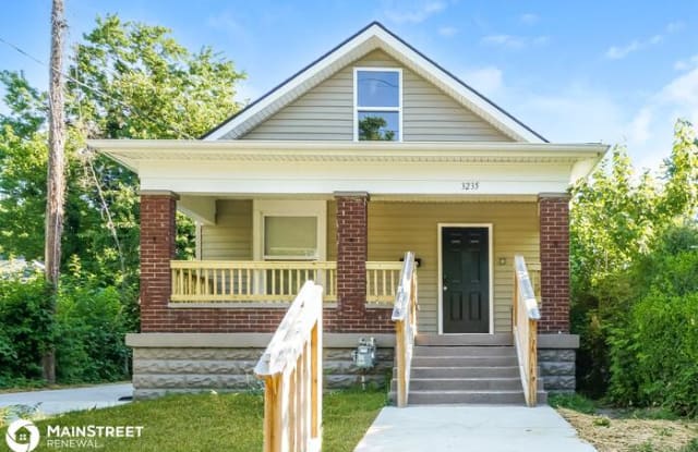 3235 Del Park Terrace - 3235 Del Park Terrace, Louisville, KY 40211