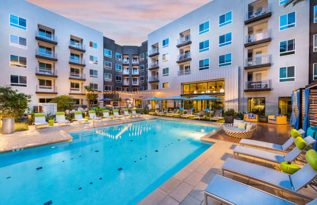 Avel Apartment Homes Gallery 2