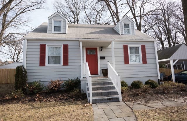 4105 Poplar Street - 4105 Poplar Street, Fairfax, VA 22030
