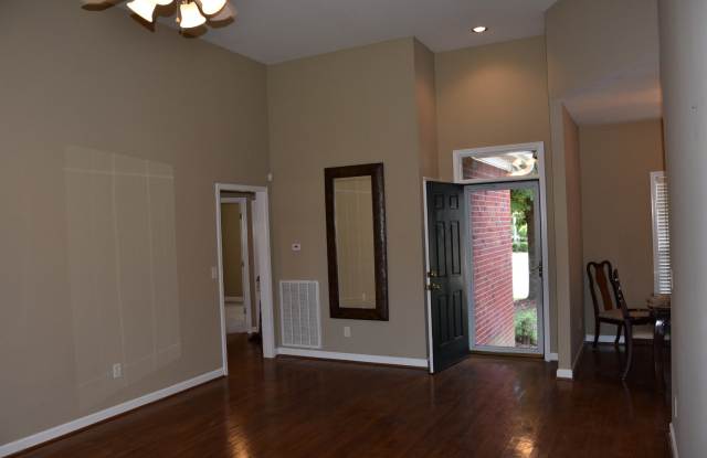 2313 Golden Oak Ct Gallery 3