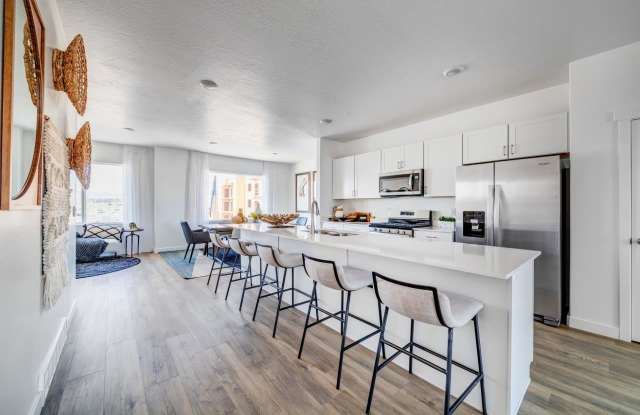 BLVD 120 Townhomes Gallery 3